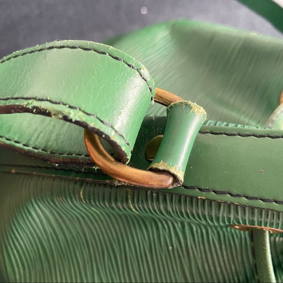 🔴SOLD on VC🔴 Louis Vuitton Petit Noé shoulder bag epi leather - Picture 9 of 14